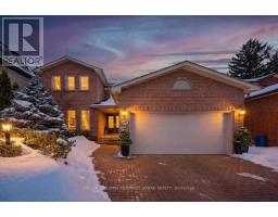 209 ELLERSLIE AVENUE, Toronto, Ontario