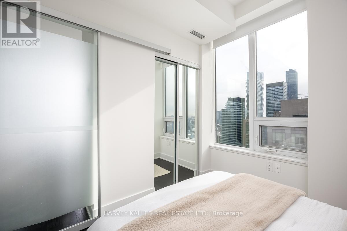 3104 - 955 Bay Street, Toronto (Bay Street Corridor), Ontario  M5S 0C6 - Photo 15 - C12819258