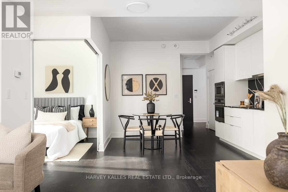 3104 - 955 Bay Street, Toronto (Bay Street Corridor), Ontario  M5S 0C6 - Photo 6 - C12819258