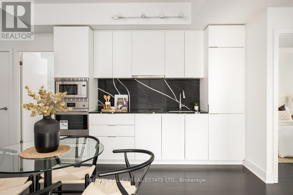 3104 - 955 Bay Street, Toronto (Bay Street Corridor), Ontario  M5S 0C6 - Photo 9 - C12819258