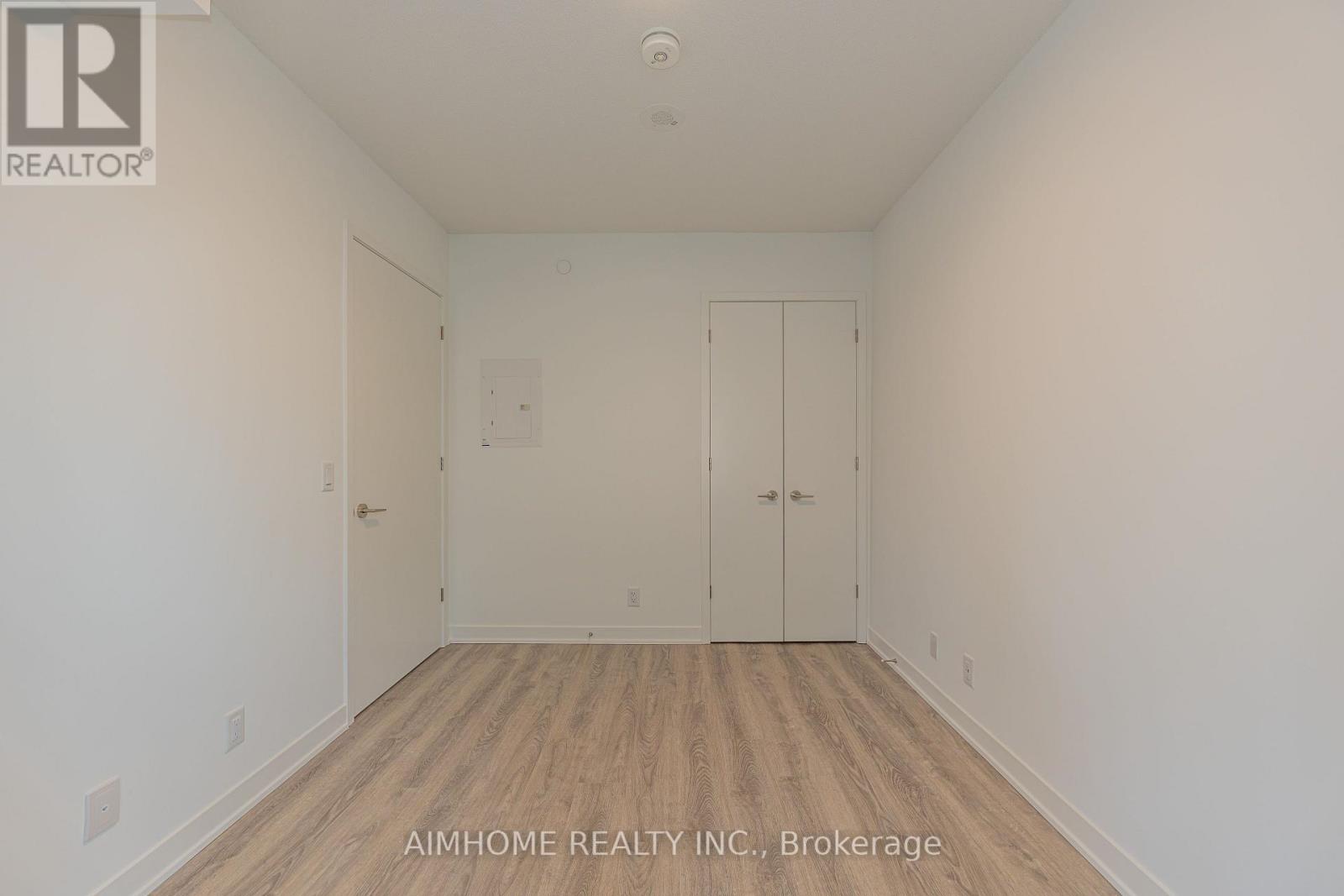 718 - 180 Front Street E, Toronto (Moss Park), Ontario  M5A 0K9 - Photo 14 - C12819298