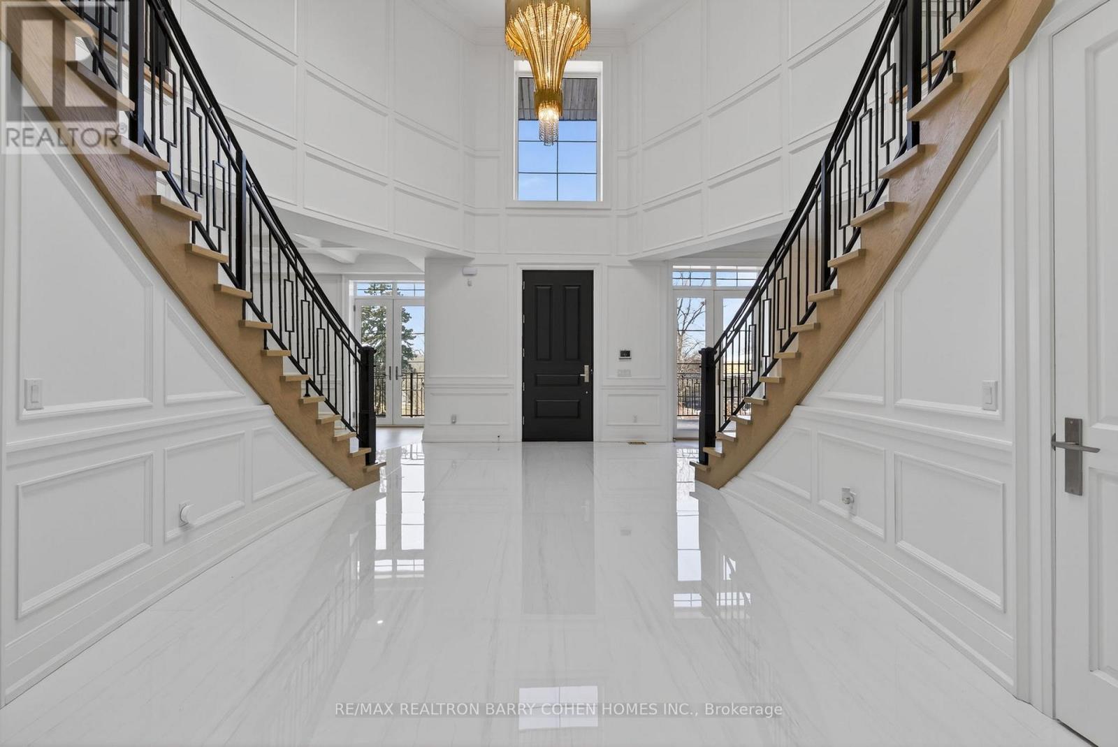 118 Laurentide Drive, Toronto (Parkwoods-Donalda), Ontario  M3A 3E5 - Photo 3 - C12819320