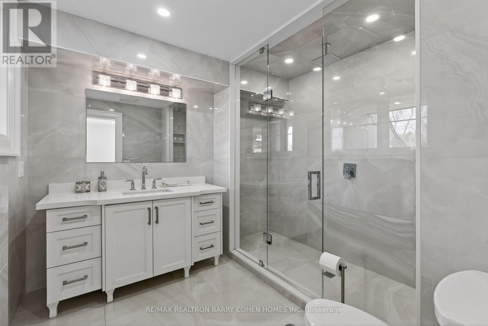 118 Laurentide Drive, Toronto (Parkwoods-Donalda), Ontario  M3A 3E5 - Photo 37 - C12819320