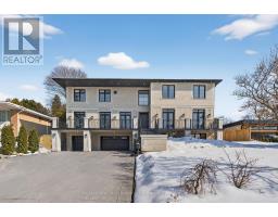 118 LAURENTIDE DRIVE, Toronto, Ontario