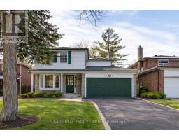 22 CRAKETTS AVENUE, Toronto, Ontario