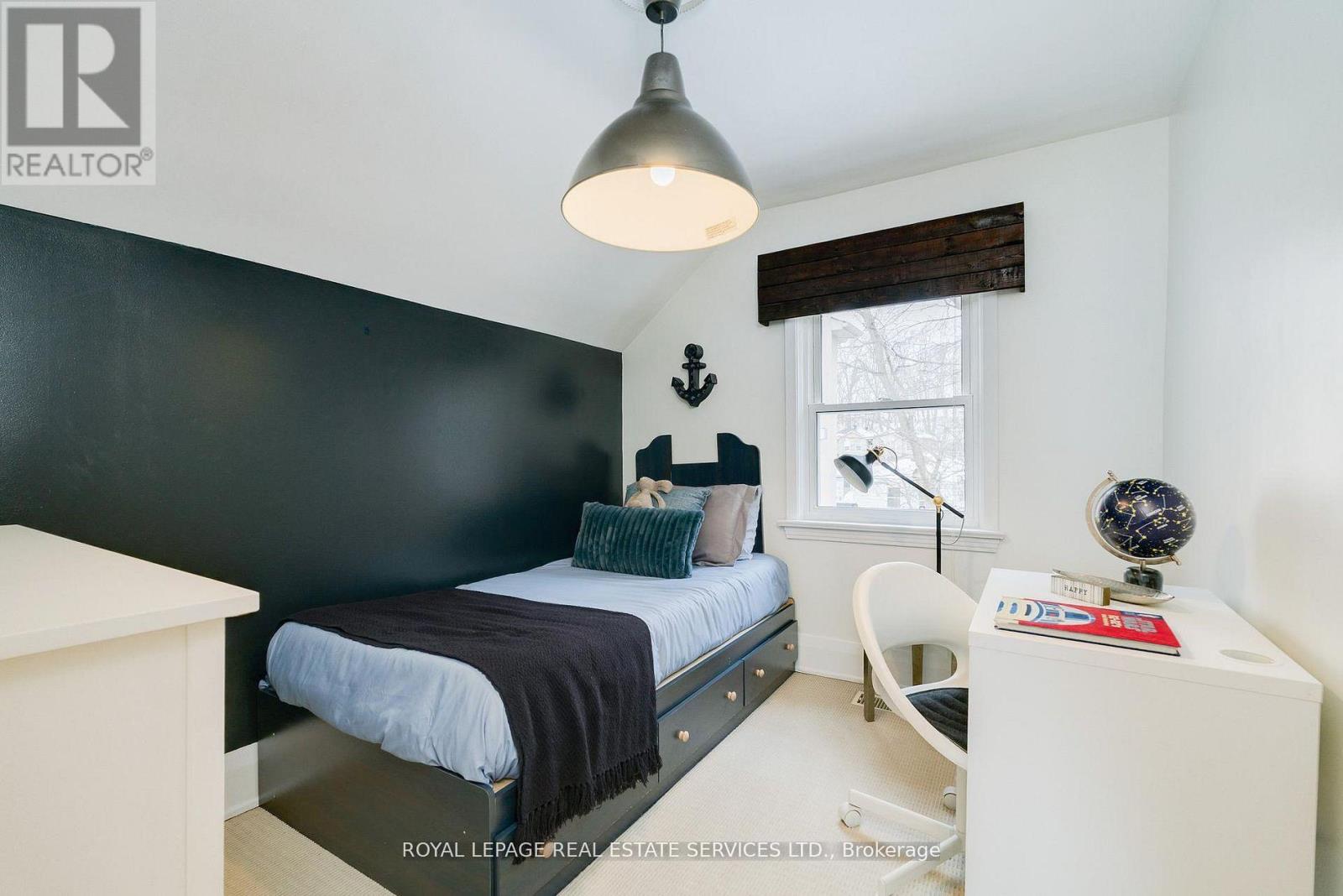 110b Hollis Avenue, Toronto, Ontario  M1N 2C8 - Photo 15 - E12819176