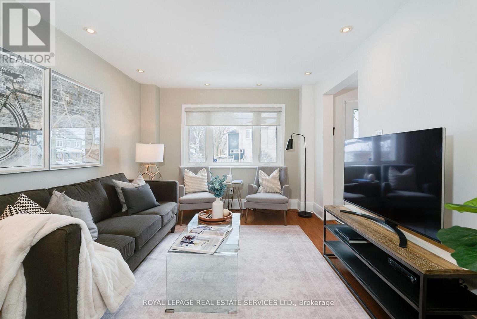 110b Hollis Avenue, Toronto, Ontario  M1N 2C8 - Photo 4 - E12819176