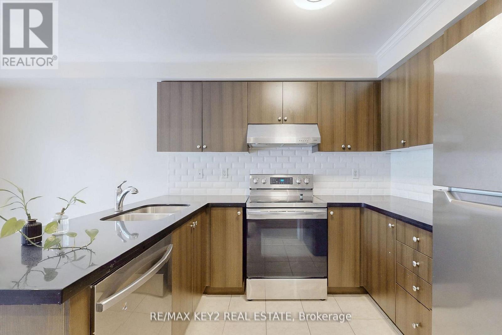 1617 Frolis Street, Oshawa (Taunton), Ontario  L1K 0L4 - Photo 10 - E12819346