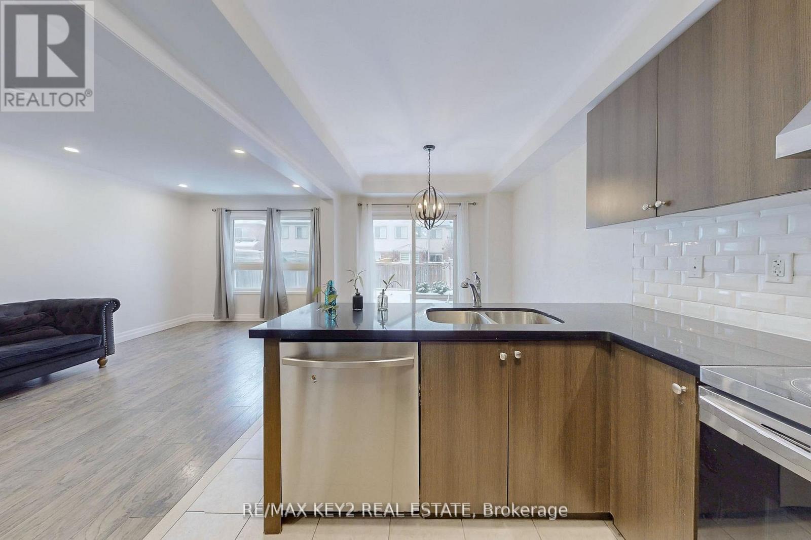 1617 Frolis Street, Oshawa (Taunton), Ontario  L1K 0L4 - Photo 11 - E12819346