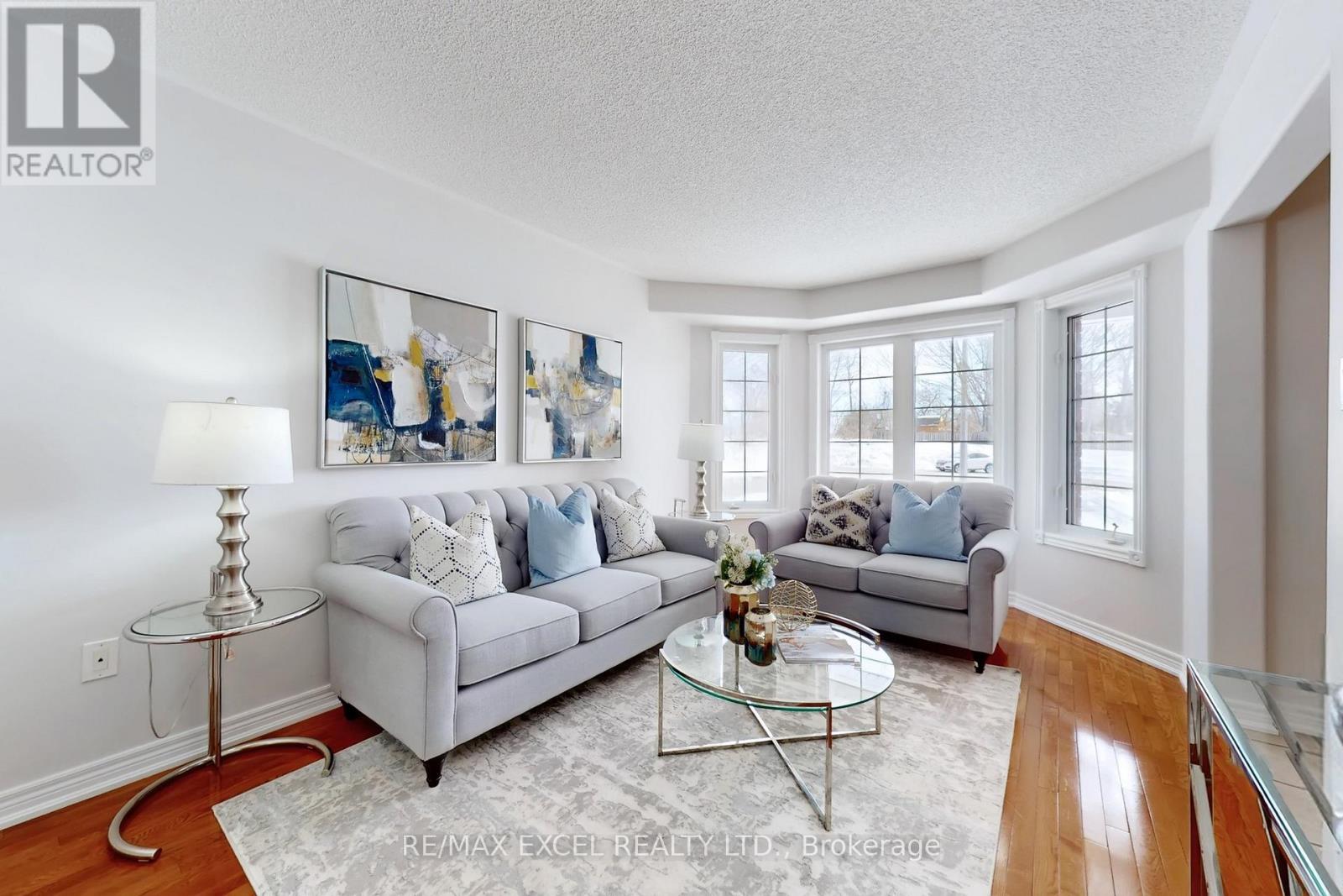 96 Ferncroft Drive, Georgina, Ontario  L4P 4G7 - Photo 6 - N12819236