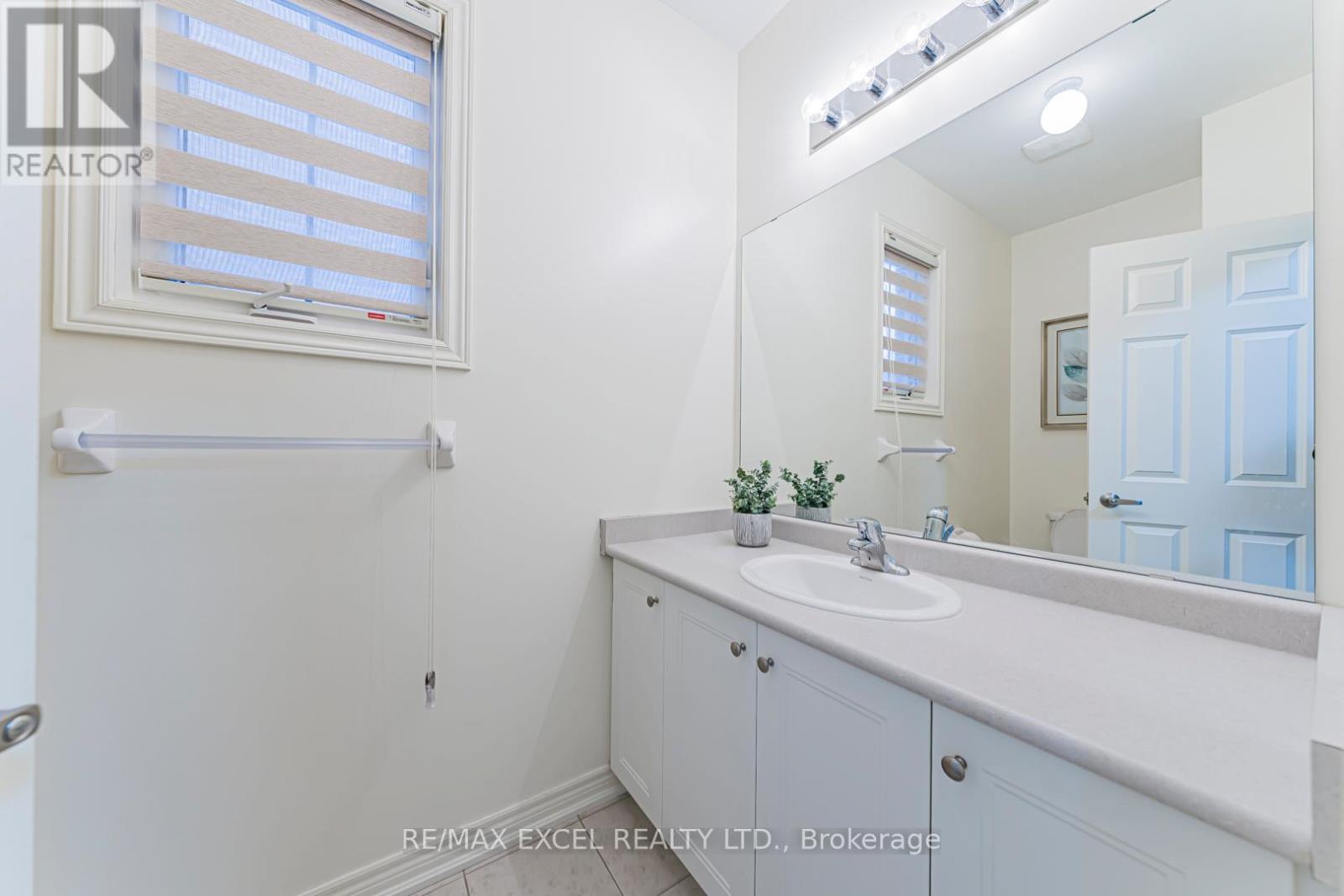 83 Baldry Avenue, Vaughan, Ontario  L6A 4X9 - Photo 7 - N12819344