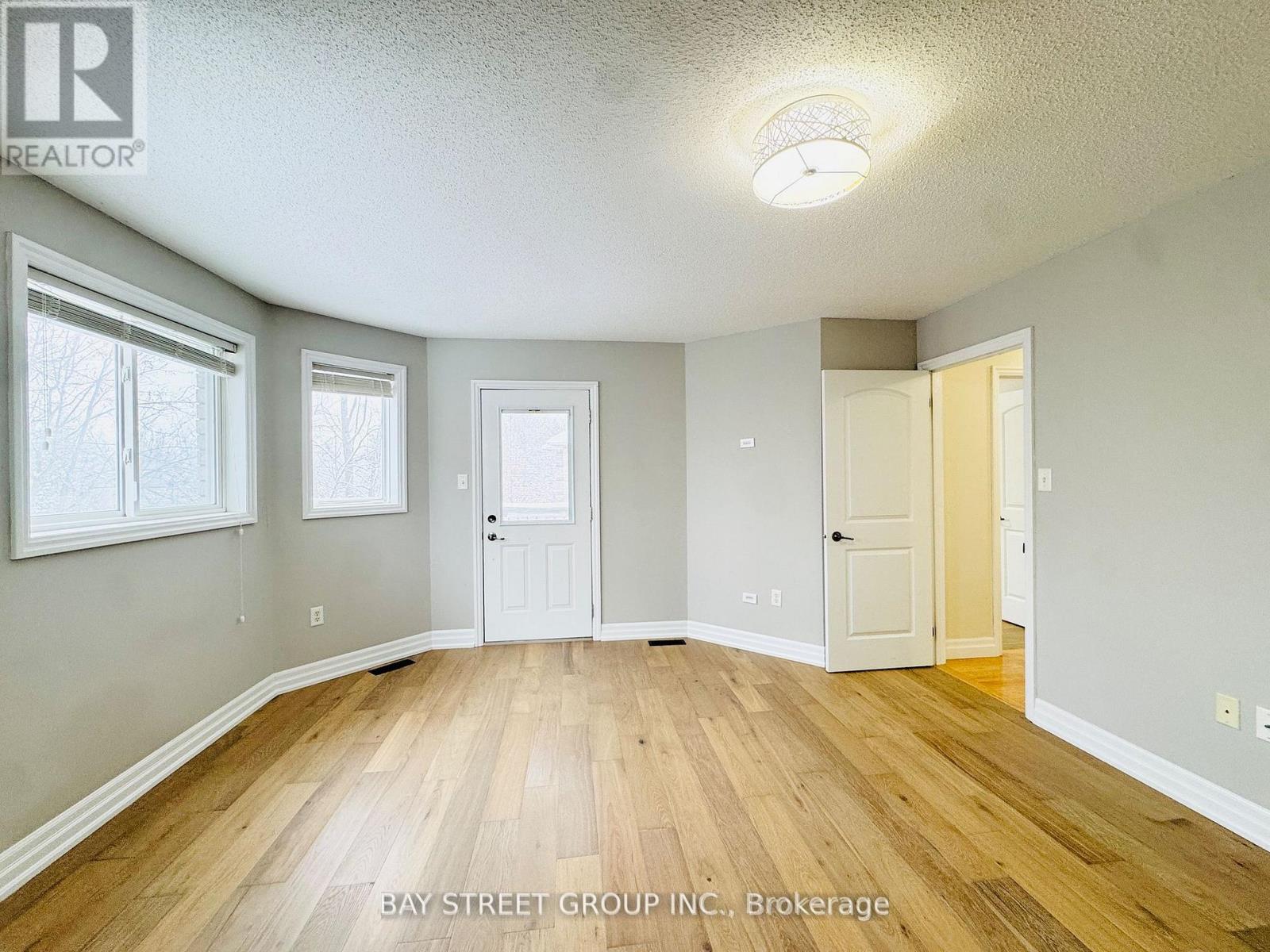 28 Shalom Way, Barrie (Painswick South), Ontario  L4N 5X9 - Photo 24 - S12819332