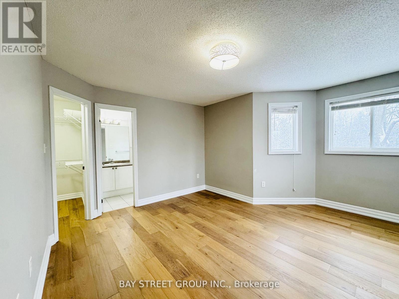 28 Shalom Way, Barrie (Painswick South), Ontario  L4N 5X9 - Photo 26 - S12819332