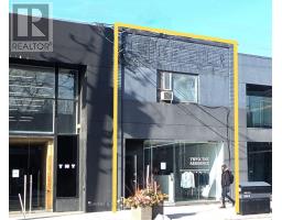 392 EGLINTON AVENUE W, Toronto, Ontario