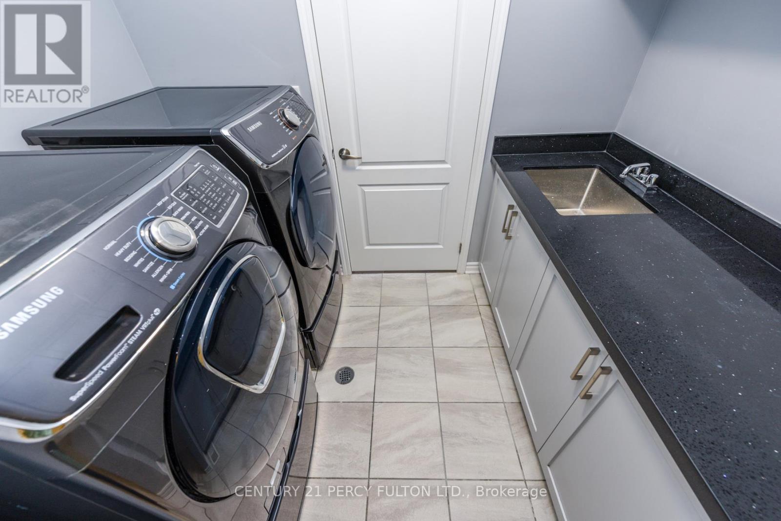 Main & 2nd - 1040 Foxtail Crescent, Pickering, Ontario  L1X 0E7 - Photo 26 - E12789926