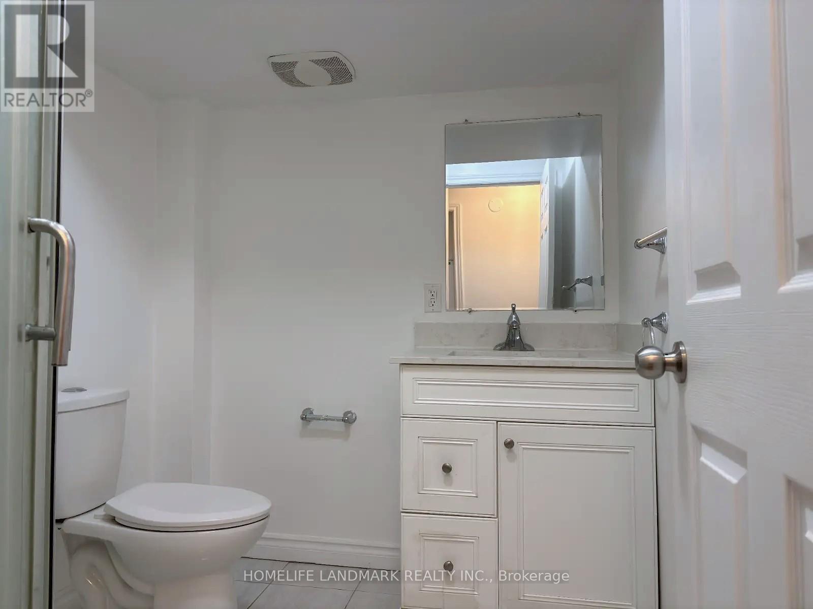 138 Keffer Circle, Newmarket, Ontario  L3X 1R8 - Photo 9 - N12661996