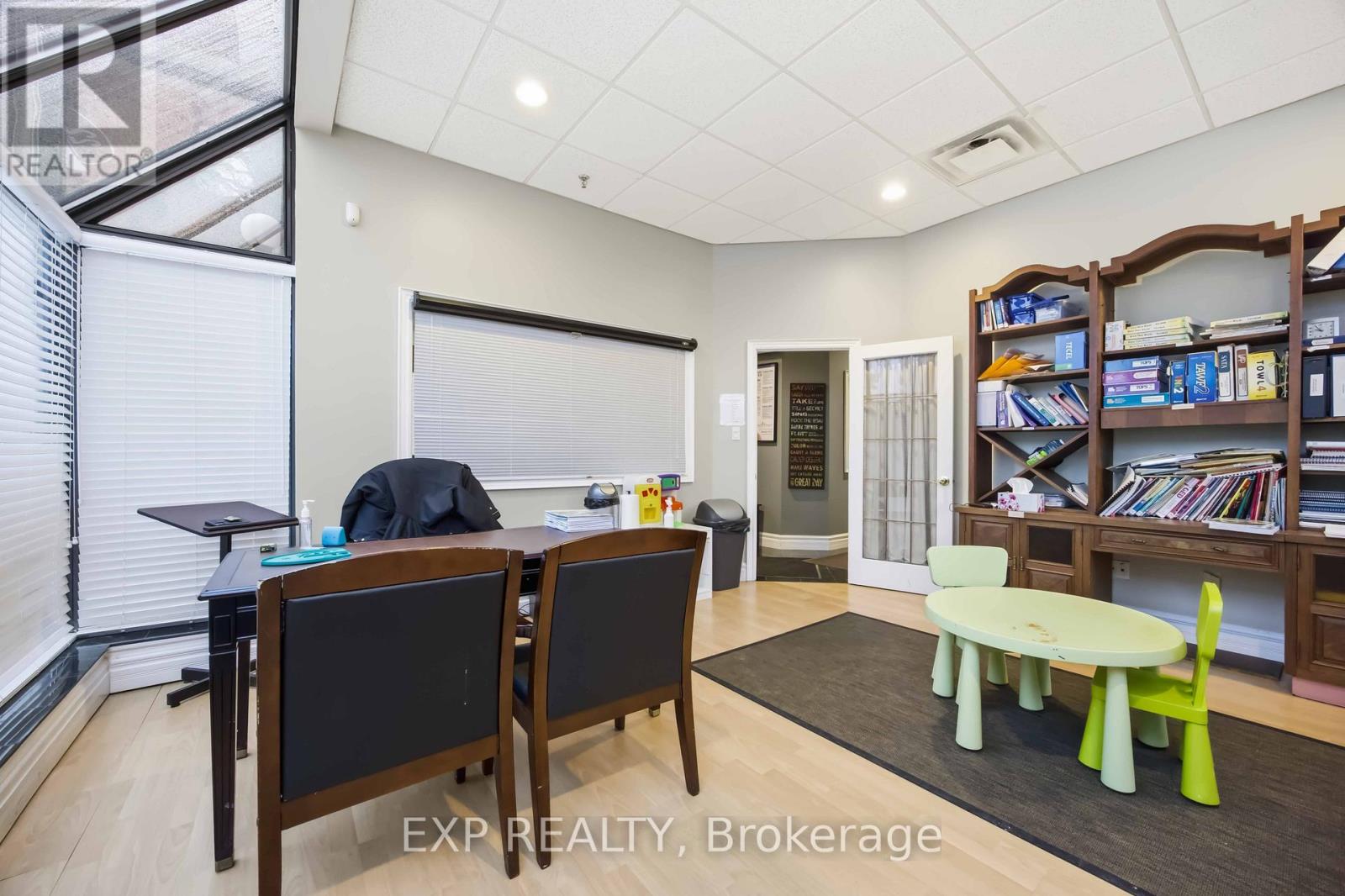 22 - 120 West Beaver Creek Road, Richmond Hill, Ontario  L4B 1L2 - Photo 24 - N12785718