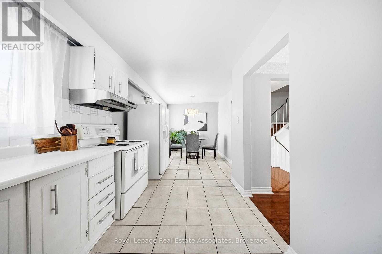 111 - 2315 Bromsgrove Road, Mississauga, Ontario  L5J 4A6 - Photo 12 - W12819170