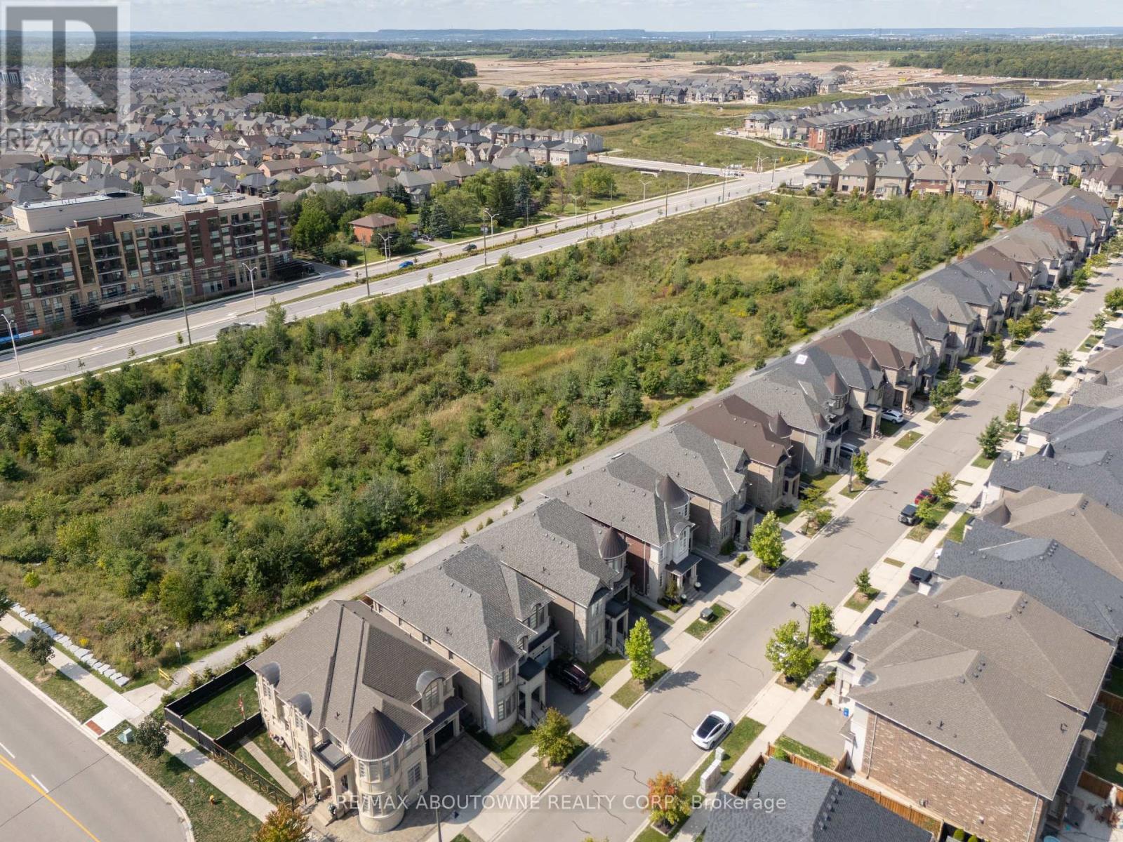 3100 Daniel Way, Oakville, Ontario  L6H 0V1 - Photo 48 - W12819172