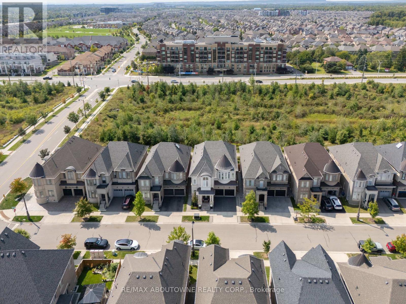 3100 Daniel Way, Oakville, Ontario  L6H 0V1 - Photo 49 - W12819172