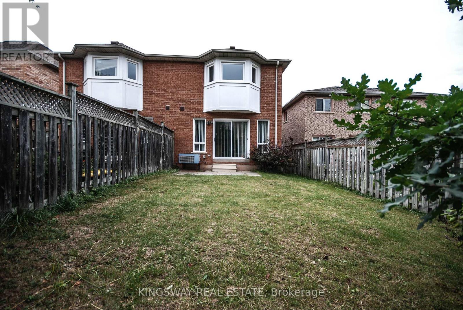 5468 Palmerston Acres, Mississauga, Ontario  L5M 5Z8 - Photo 22 - W12819196