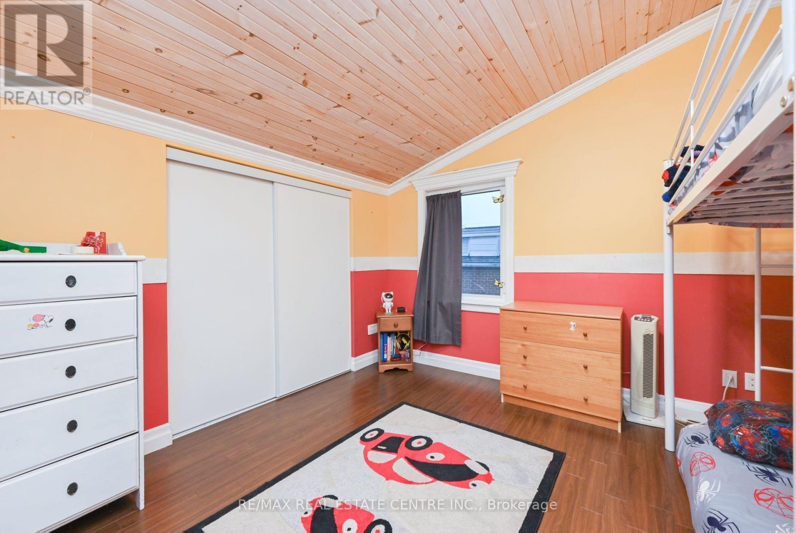 79 Commercial Street, Milton, Ontario  L9T 2H8 - Photo 20 - W12819292