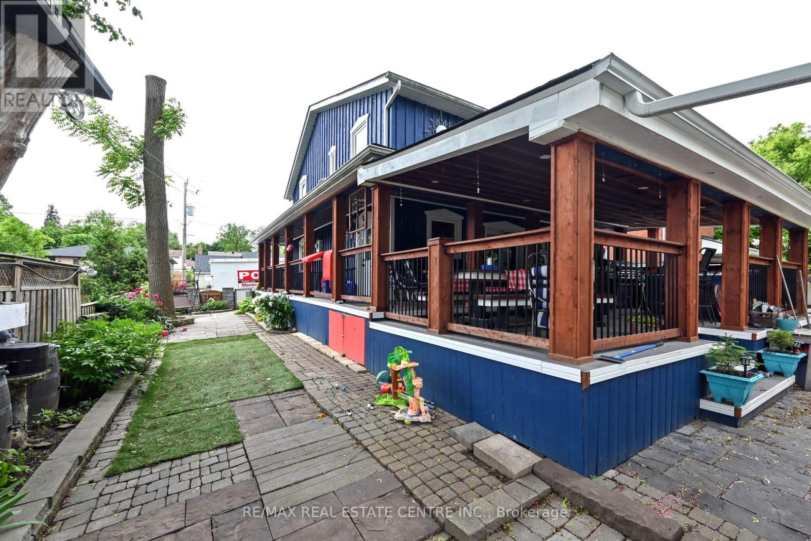 79 Commercial Street, Milton, Ontario  L9T 2H8 - Photo 27 - W12819292