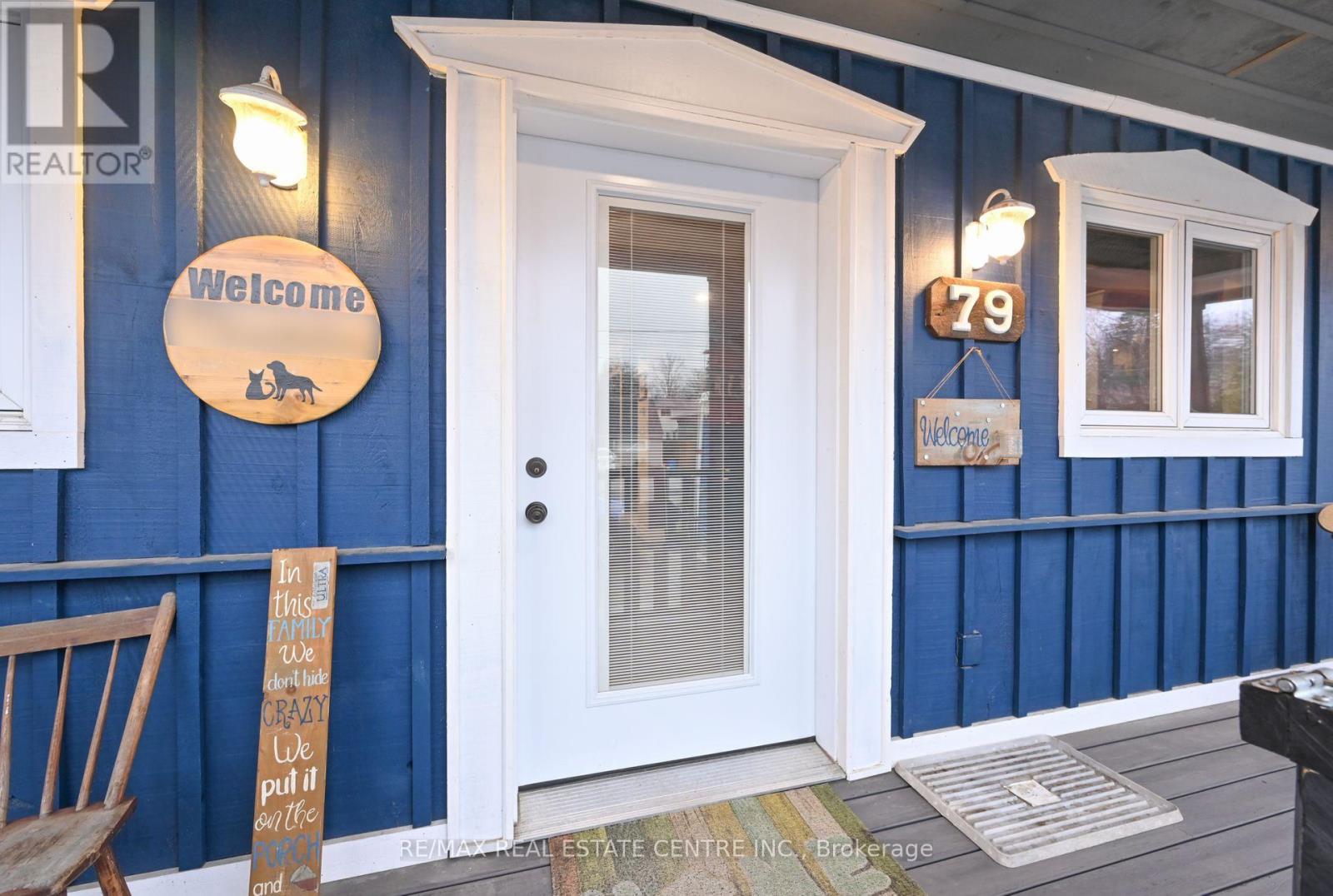 79 Commercial Street, Milton, Ontario  L9T 2H8 - Photo 3 - W12819292