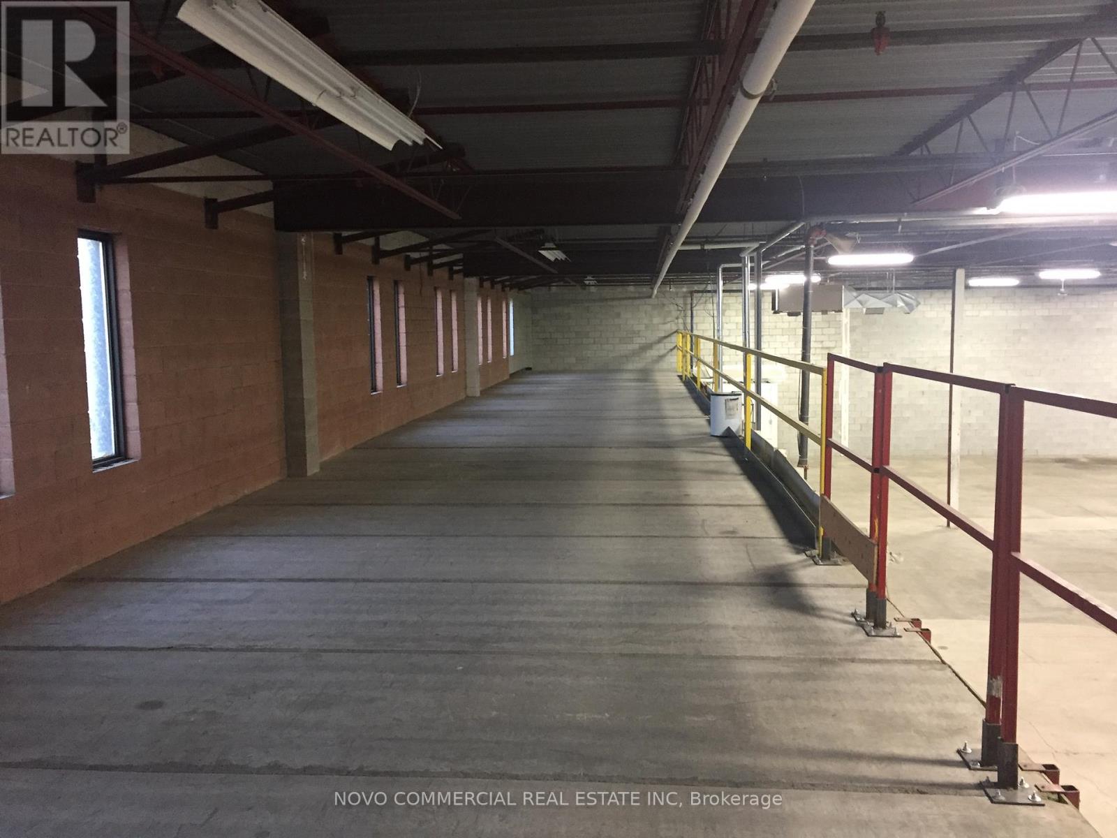 7-9 - 862 Arvin Avenue, Hamilton, Ontario L8E 5P2 - Photo 5 - X12819116