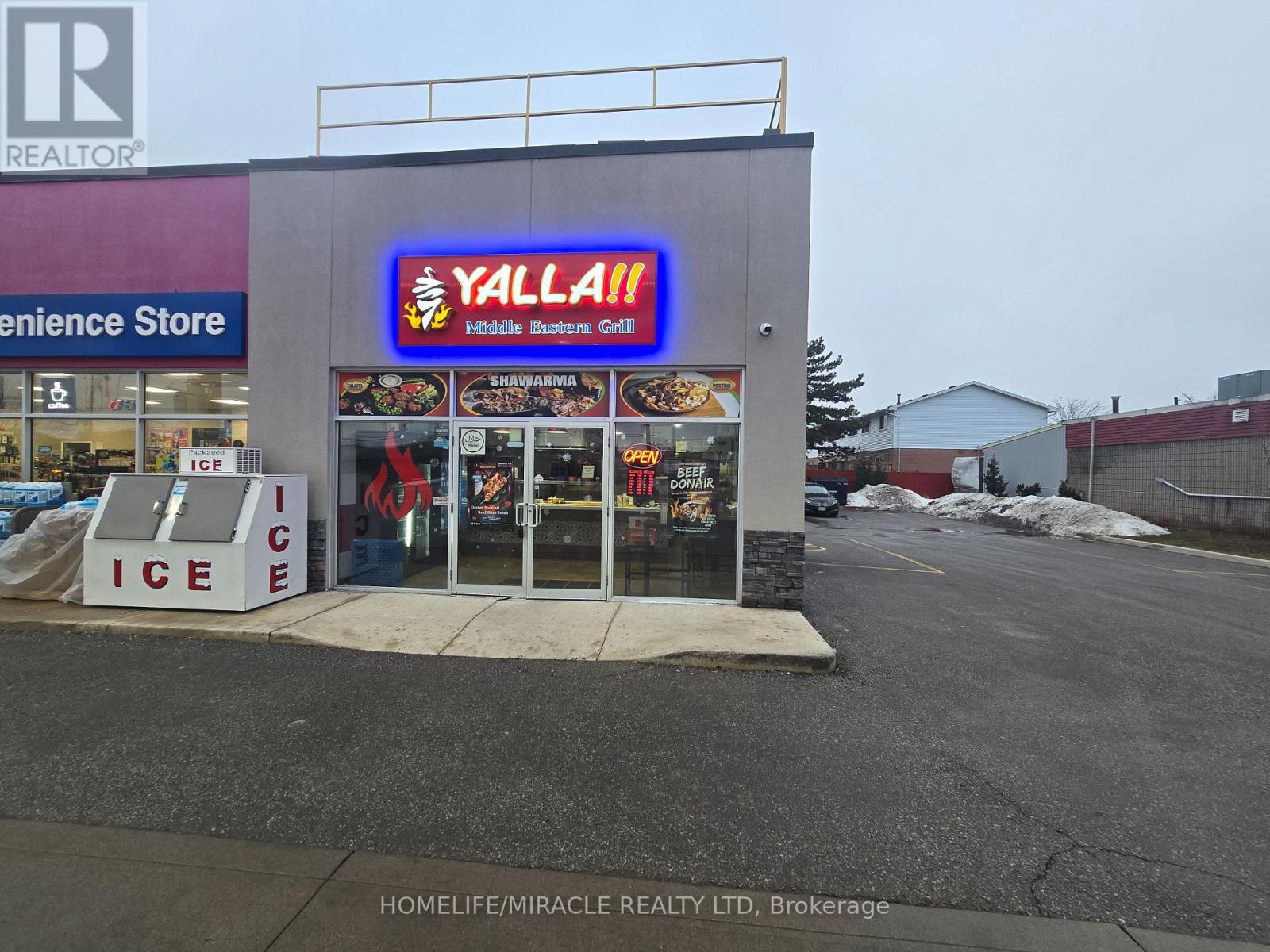 4468 Ontario Street, Lincoln, Ontario  L0R 1B5 - Photo 3 - X12819140