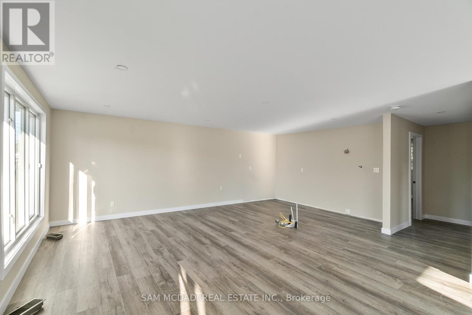 2709 Laurier Street, Clarence-Rockland, Ontario  K4K 1A3 - Photo 7 - X12819254