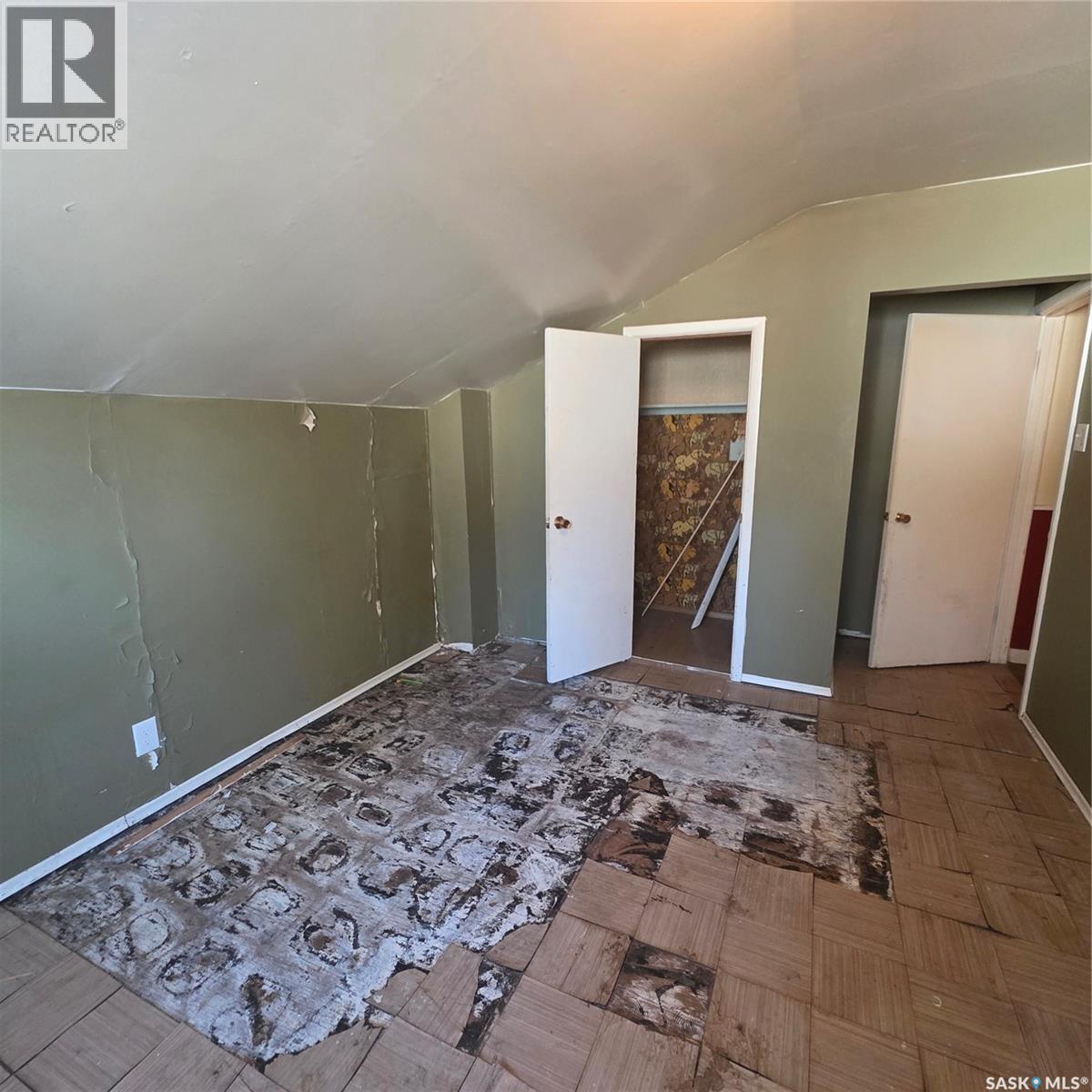 554 7th Street E, Prince Albert, Saskatchewan  S6V 0S5 - Photo 9 - SK029099