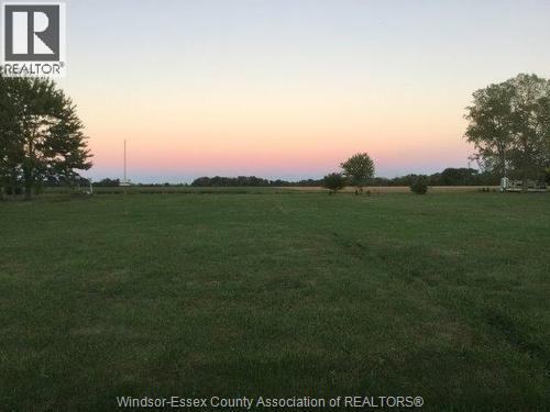 MLS# 26004003: 949 West Shore ROAD, Pelee Island, Canada