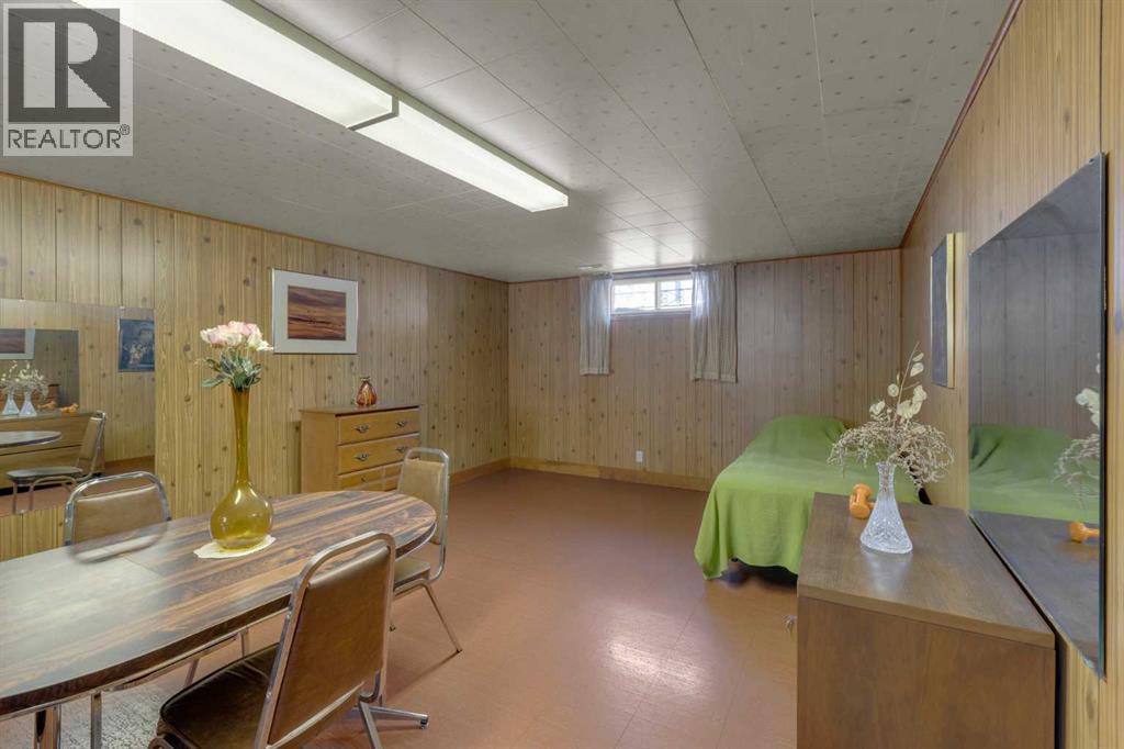 9628 Palisan Place Sw, Calgary, Alberta  T2V 3S9 - Photo 21 - A2287456