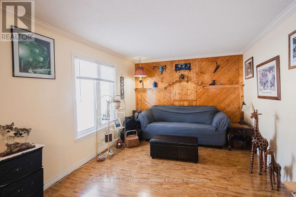 27 Queen Street, Sundridge, Ontario  P0A 1Z0 - Photo 11 - X12756054