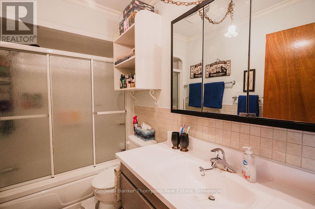 27 Queen Street, Sundridge, Ontario  P0A 1Z0 - Photo 20 - X12756054