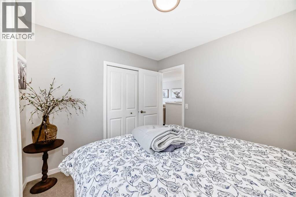 117 Sunset Common, Cochrane, Alberta  T4C 0M1 - Photo 32 - A2288267