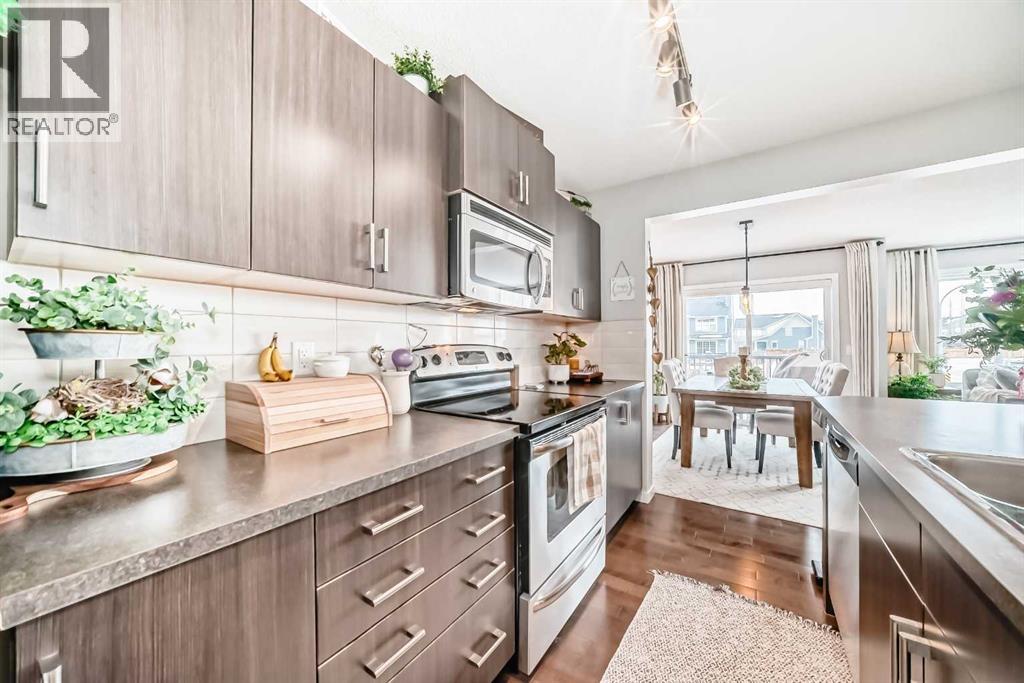 117 Sunset Common, Cochrane, Alberta  T4C 0M1 - Photo 8 - A2288267