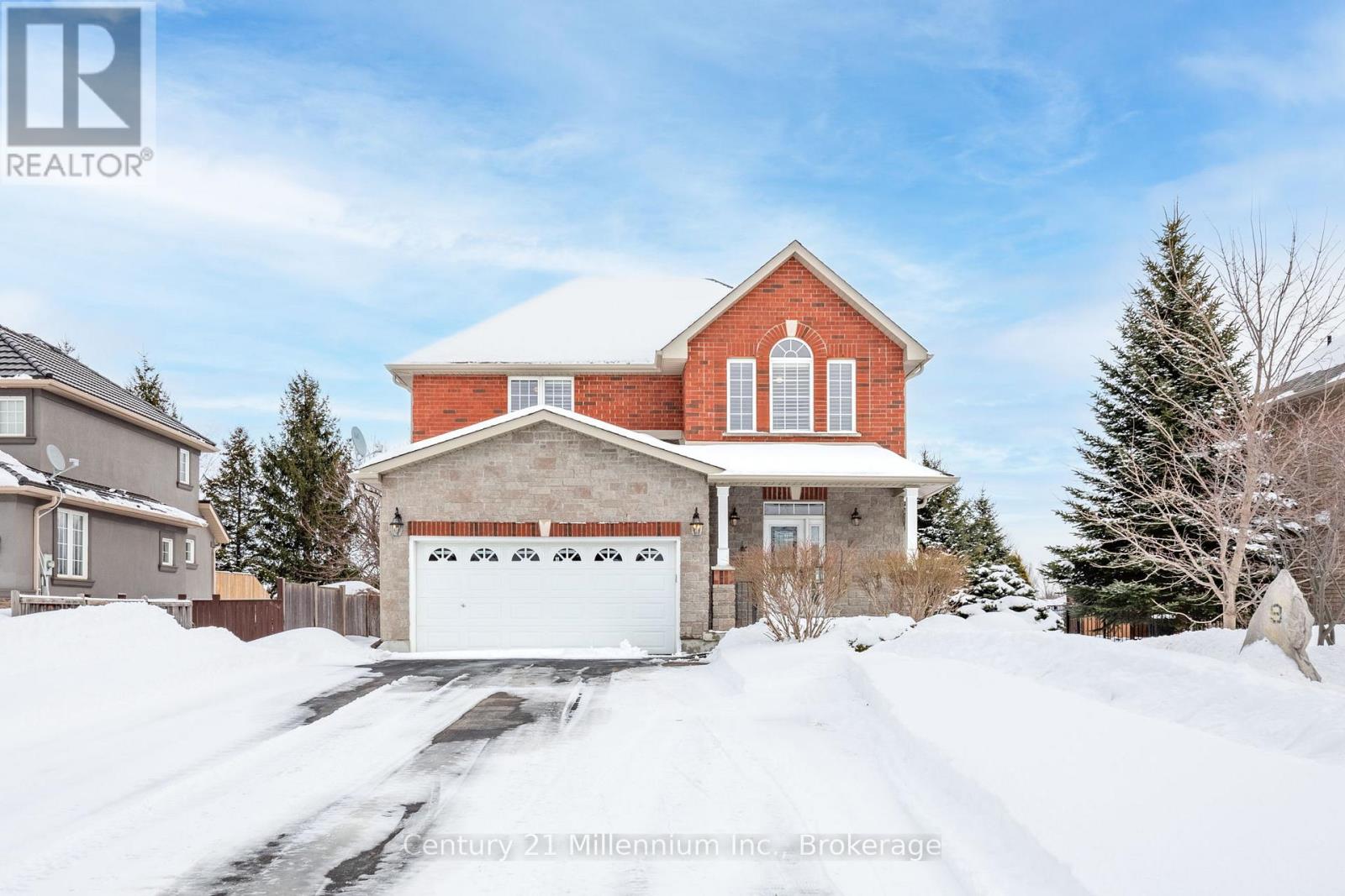 9 Hill Street, Collingwood, Ontario  L9Y 0A7 - Photo 2 - S12819504