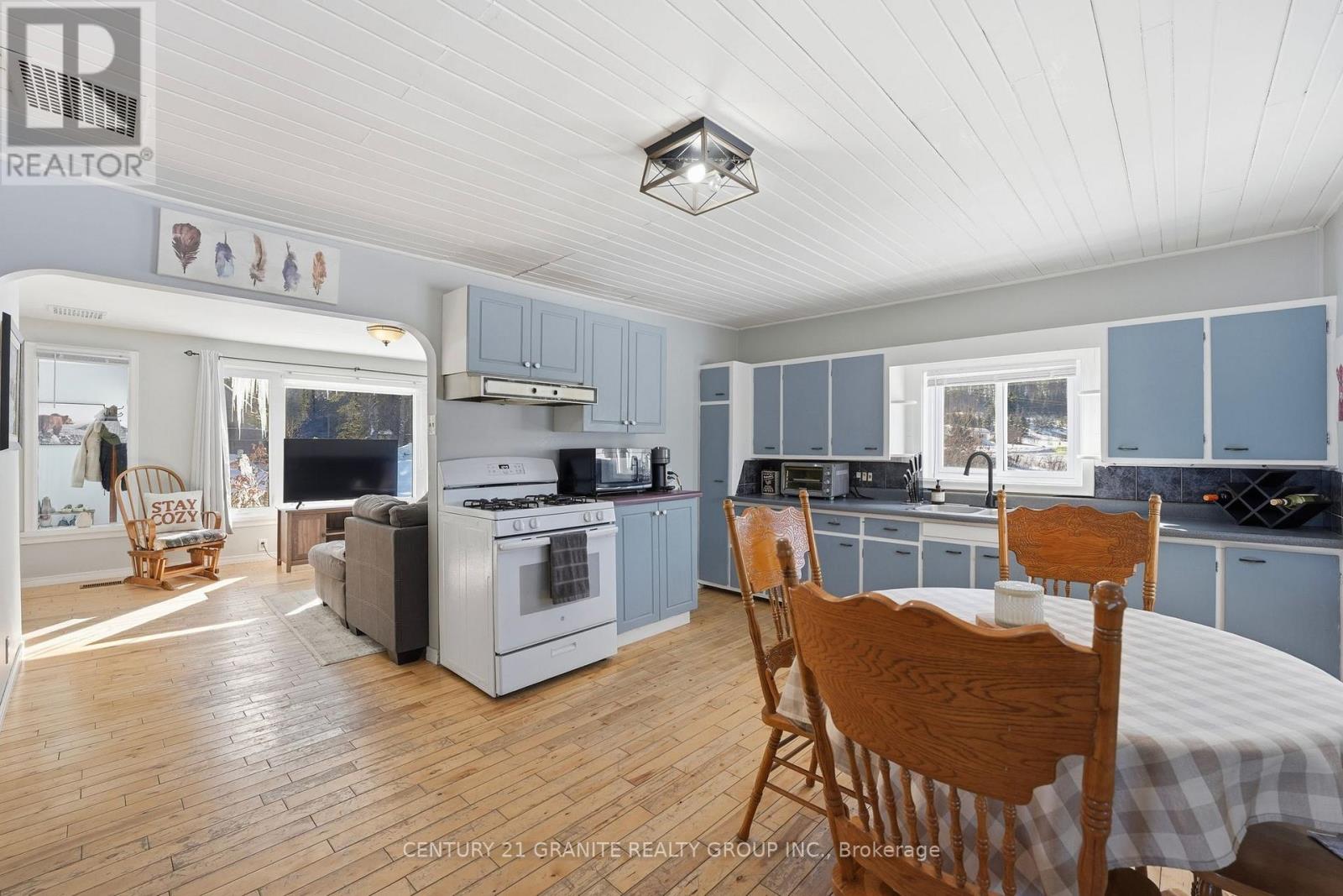 1367 Detlor Road, Bancroft (Dungannon Ward), Ontario  K0L 2L0 - Photo 17 - X12819404