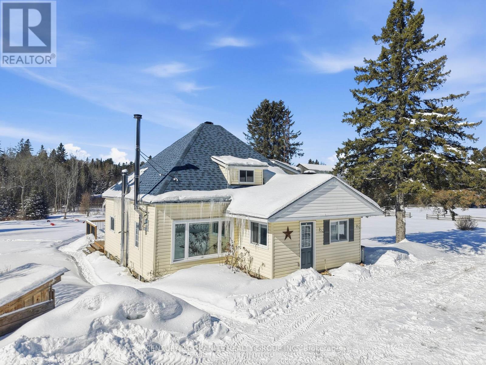 1367 Detlor Road, Bancroft (Dungannon Ward), Ontario  K0L 2L0 - Photo 5 - X12819404