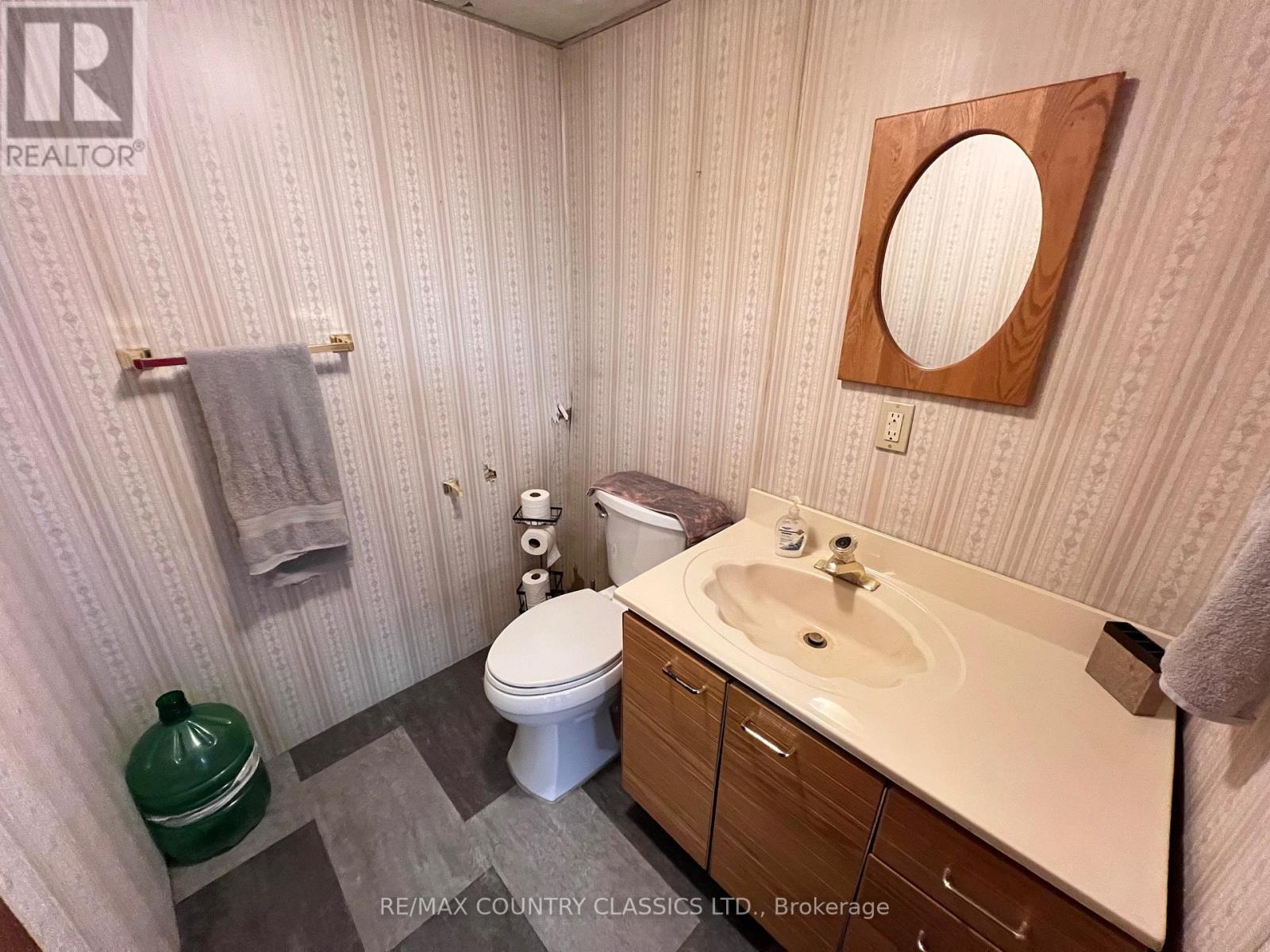 33109 Hwy 62 North, Hastings Highlands, Ontario  K0L 2S0 - Photo 22 - X12819450