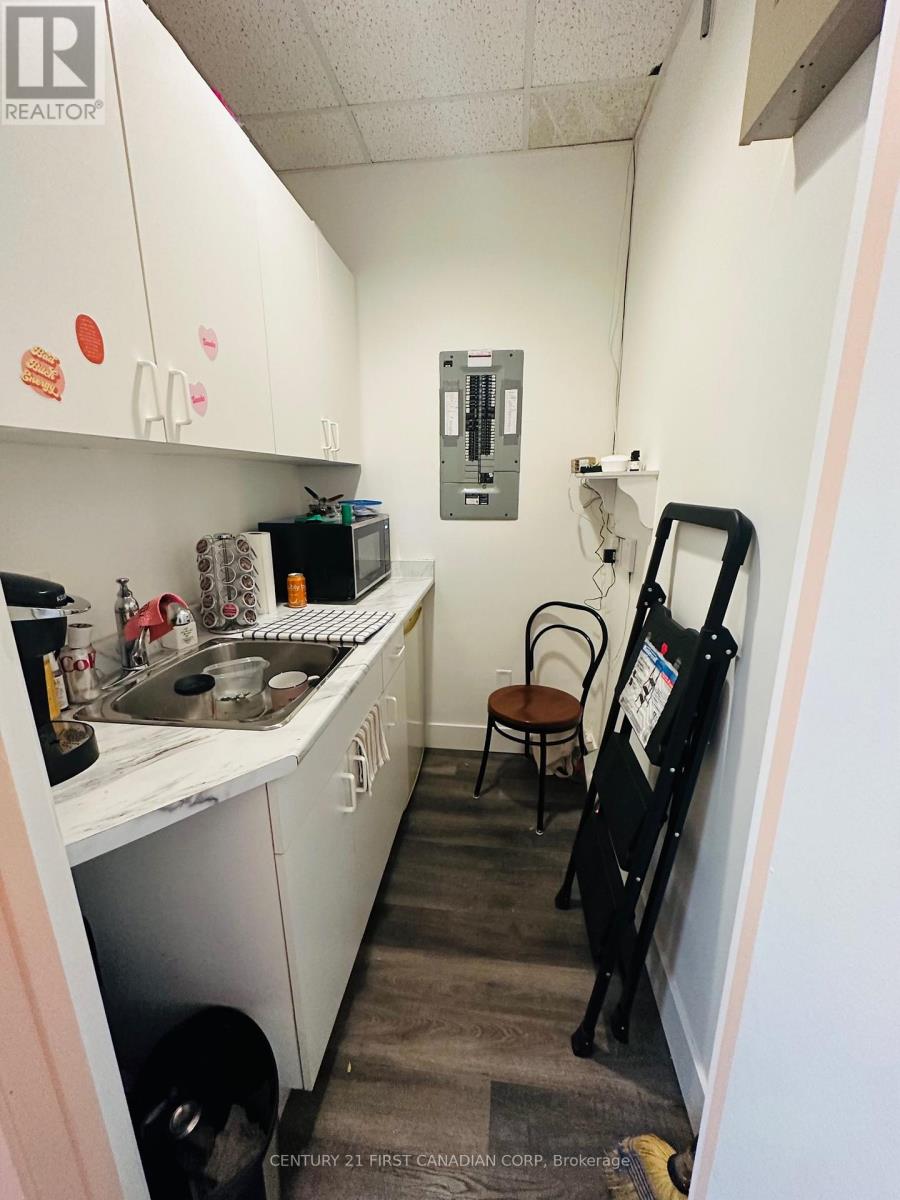 148 Wortley Road, London South, Ontario  N6C 3P5 - Photo 10 - X12819462