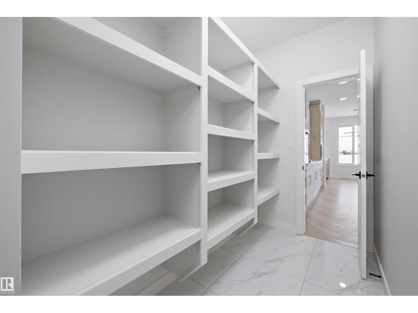 236 Kinglet Bv Nw Nw, Edmonton, Alberta  T5S 0W4 - Photo 9 - E4471552