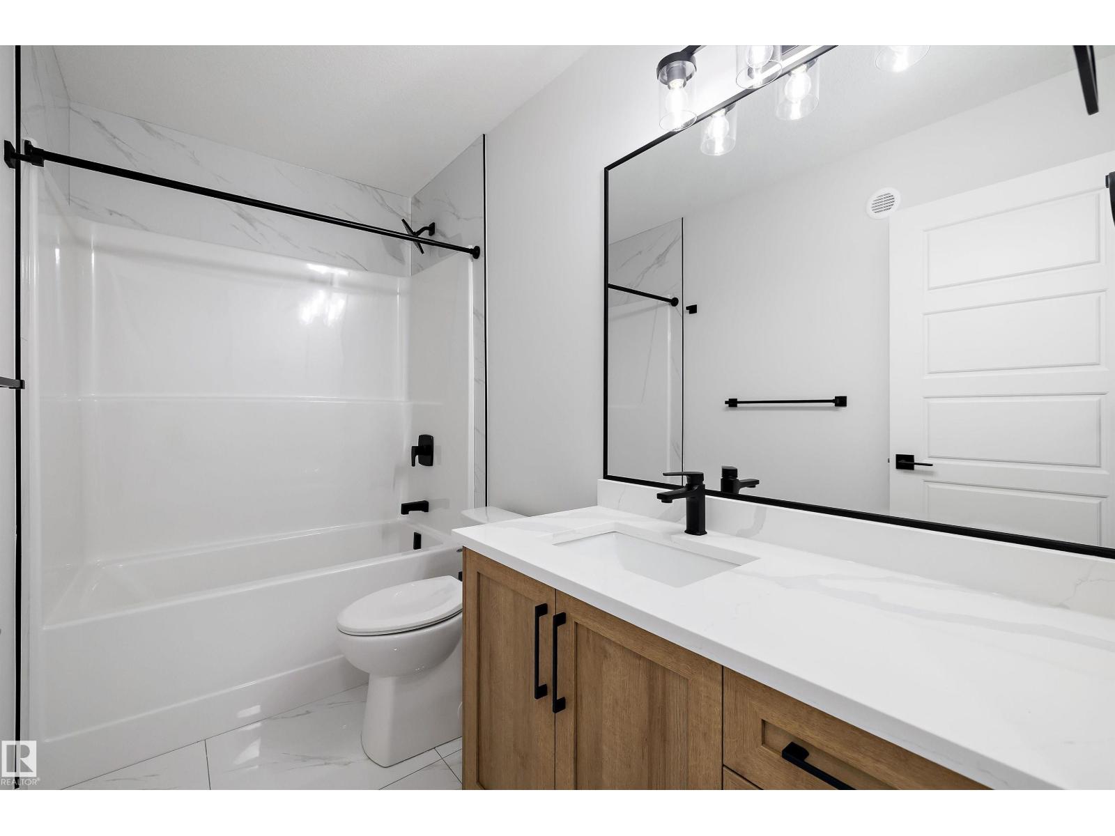 236 Kinglet Bv Nw Nw, Edmonton, Alberta  T5S 0W4 - Photo 31 - E4471552