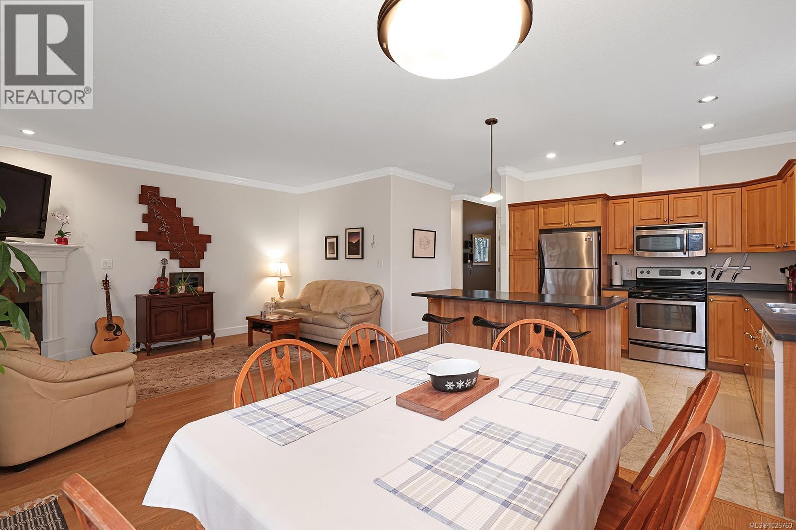 3311 Eighth St, Cumberland, British Columbia  V0R 1S0 - Photo 21 - 1026763