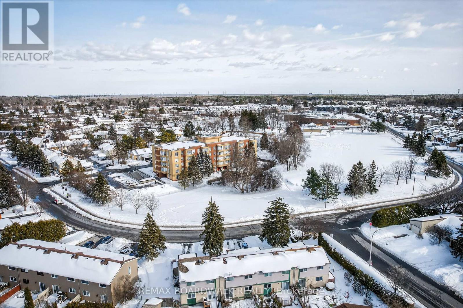 8 Oberon Street, Ottawa, Ontario  K2H 7X7 - Photo 30 - X12819468