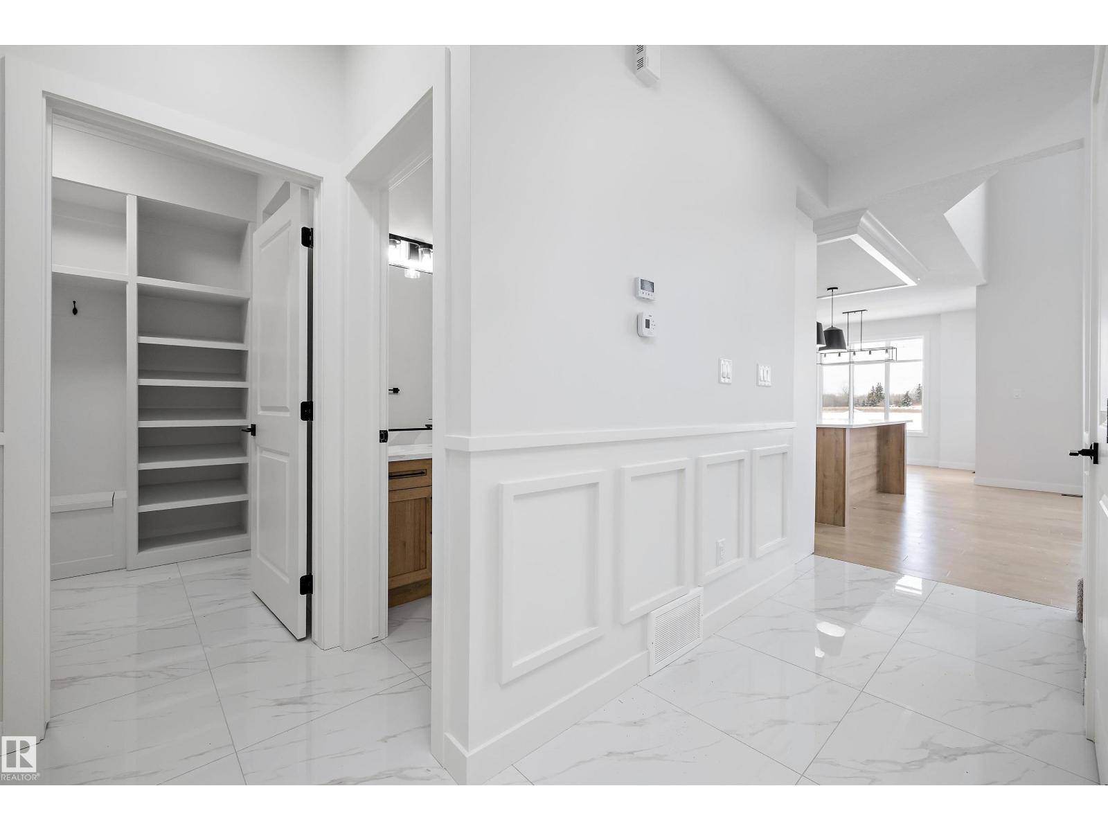 230 Edgemont Green Gr Nw Nw, Edmonton, Alberta  T6M 3J6 - Photo 4 - E4471545