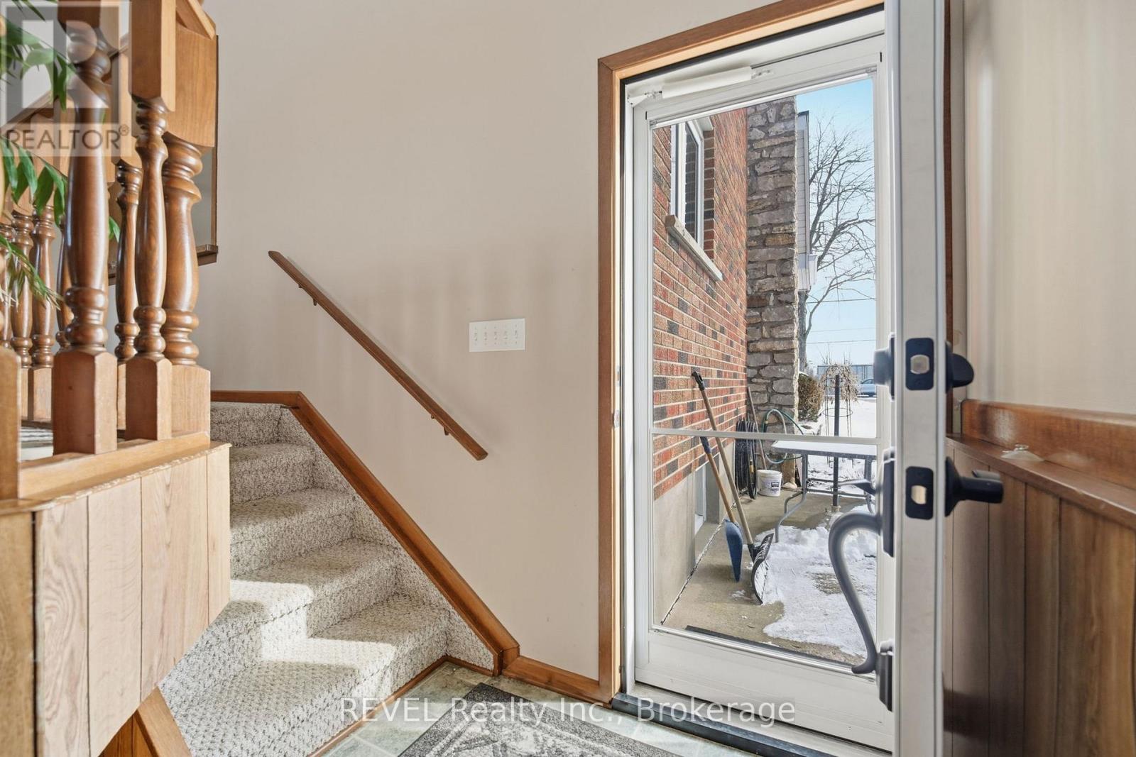 1085 Spears Road, Fort Erie, Ontario  L2A 4N2 - Photo 25 - X12819376