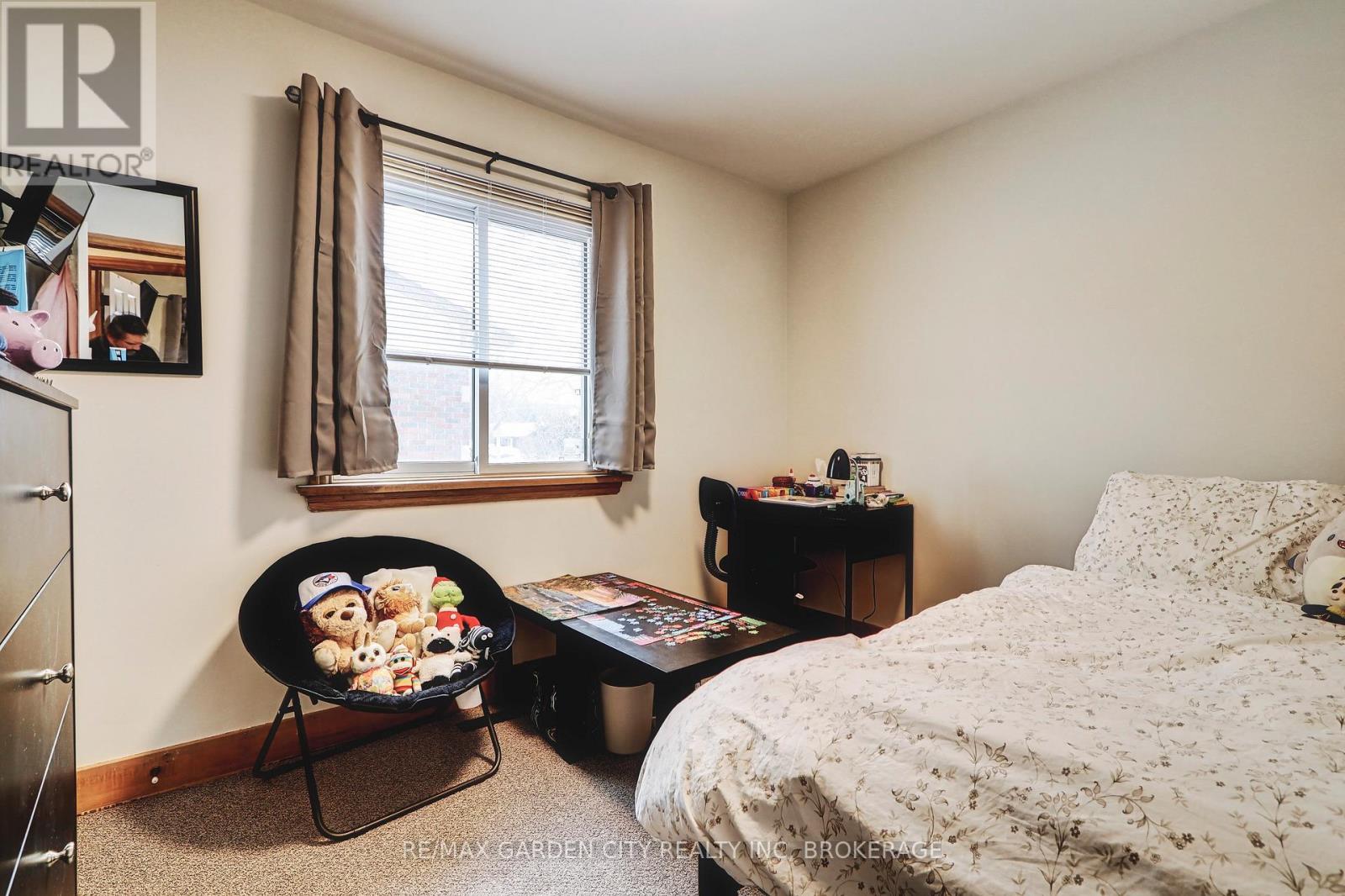 Main Floor - 59 Jacobson Avenue, St. Catharines (Glendale/glenridge), Ontario  L2T 3A2 - Photo 11 - X12819418